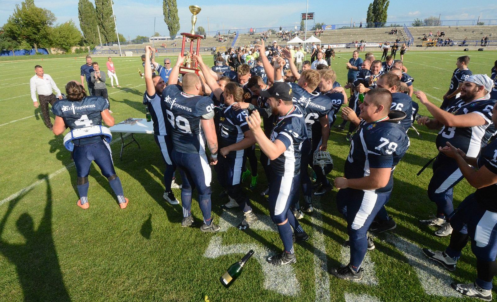 Magabiztos sikerével a Ratio Media HFL-be jutott a Fehérvár Enthroners